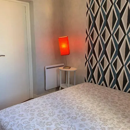Appartement Royan, 2 Pièces, 3 Personnes - Fr-1-305-1493 Royan