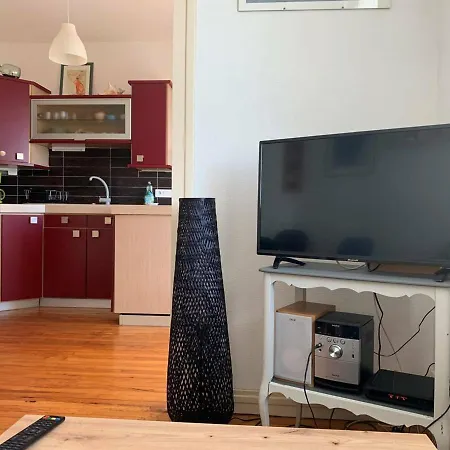 Royan, 2 Pièces, 3 Personnes - Fr-1-305-1493 *
